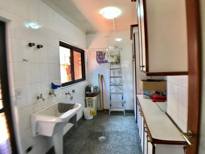 Foto 9 de Casa de Condomínio com 4 quartos à venda e para alugar, 640m2 em Alphaville Industrial, Barueri - SP