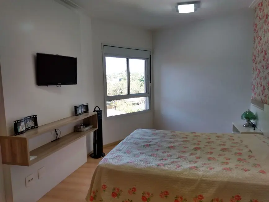 Foto 4 de Apartamento com 3 quartos à venda, 196m2 em Barueri - SP