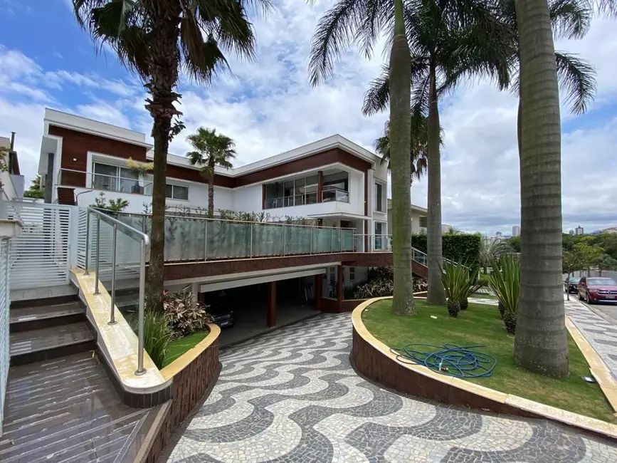 Foto 3 de Casa de Condomínio com 5 quartos à venda, 900m2 em Cidade São Francisco, São Paulo - SP