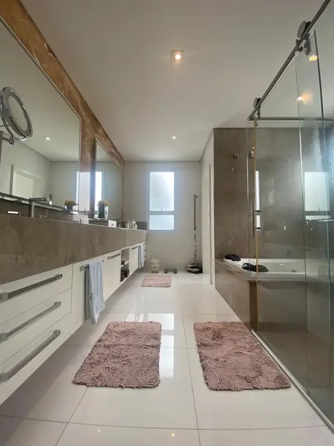 Foto 1 de Casa de Condomínio com 5 quartos à venda, 900m2 em Cidade São Francisco, São Paulo - SP