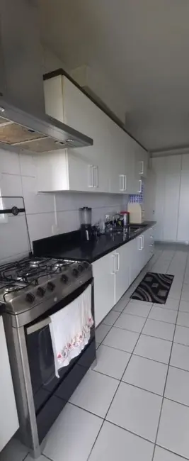Apartamento com 3 quartos para alugar, 202m2 em Santana De Parnaiba - SP - imagem 9 Foto 9 de Apartamento com 3 quartos para alugar, 202m2 em Santana De Parnaiba - SP