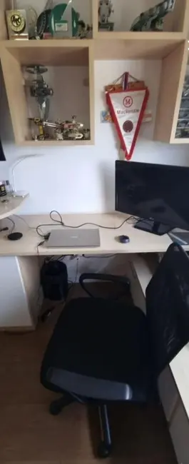 Apartamento com 3 quartos para alugar, 202m2 em Santana De Parnaiba - SP - imagem 6 Foto 6 de Apartamento com 3 quartos para alugar, 202m2 em Santana De Parnaiba - SP