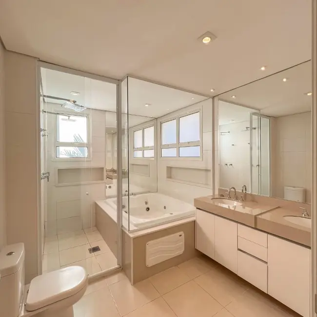 Apartamento com 3 quartos à venda e para alugar, 302m2 em Santana De Parnaiba - SP - imagem 8 Foto 8 de Apartamento com 3 quartos à venda e para alugar, 302m2 em Santana De Parnaiba - SP