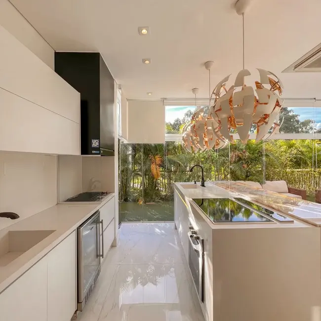 Apartamento com 3 quartos à venda e para alugar, 302m2 em Santana De Parnaiba - SP - imagem 7 Foto 7 de Apartamento com 3 quartos à venda e para alugar, 302m2 em Santana De Parnaiba - SP