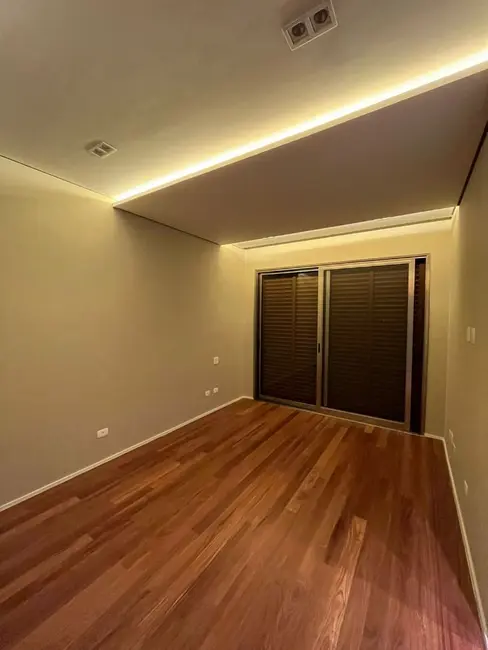 Foto 5 de Casa de Condomínio com 4 quartos à venda, 575m2 em Centro Comercial Jubran, Barueri - SP