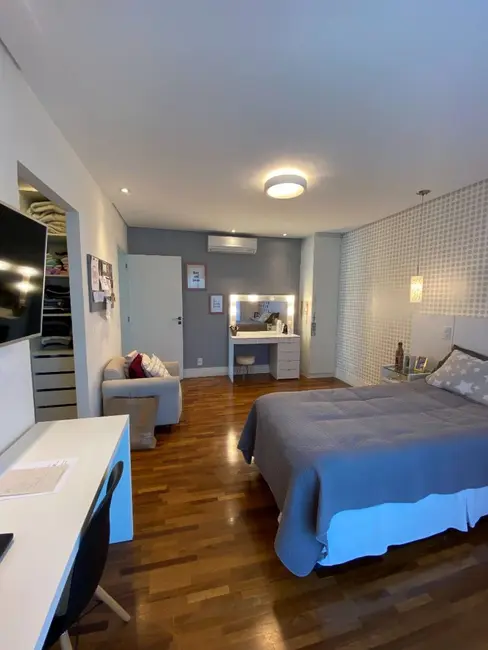 Casa de Condomínio com 4 quartos à venda, 420m2 em Tamboré, Santana De Parnaiba - SP - imagem 4 Foto 4 de Casa de Condomínio com 4 quartos à venda, 420m2 em Tamboré, Santana De Parnaiba - SP