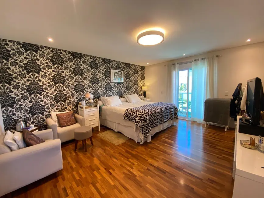 Casa de Condomínio com 4 quartos à venda, 420m2 em Tamboré, Santana De Parnaiba - SP - imagem 2 Foto 2 de Casa de Condomínio com 4 quartos à venda, 420m2 em Tamboré, Santana De Parnaiba - SP