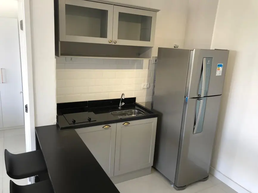 Foto 3 de Apartamento com 1 quarto para alugar, 40m2 em Vila Nilva, Barueri - SP