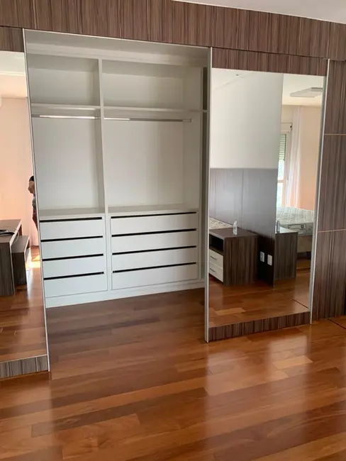 Apartamento com 3 quartos para alugar, 366m2 em Alphaville Industrial, Barueri - SP - imagem 7 Foto 7 de Apartamento com 3 quartos para alugar, 366m2 em Alphaville Industrial, Barueri - SP