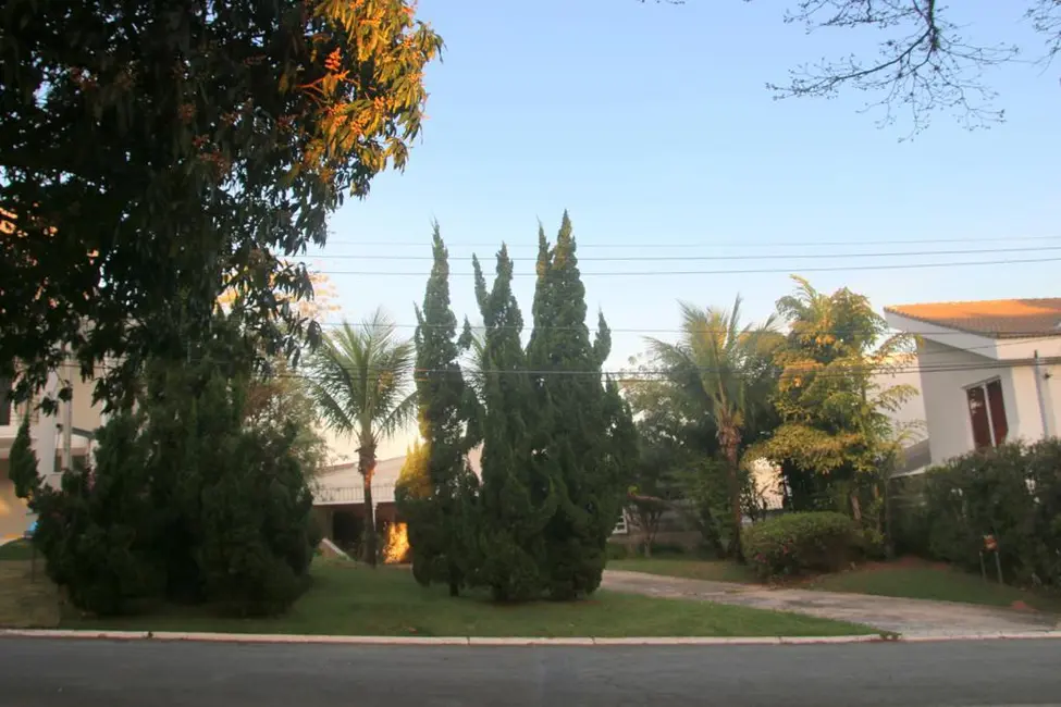 Foto 1 de Terreno / Lote à venda, 360m2 em Santana De Parnaiba - SP