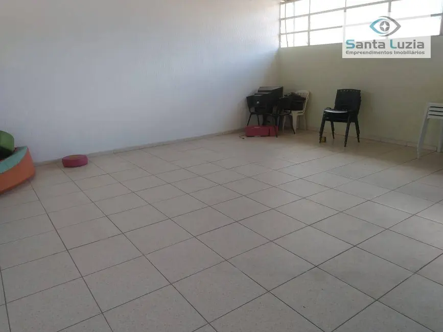 Foto 5 de Armazém / Galpão à venda, 378m2 em Santa Luzia - MG