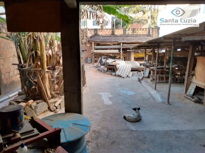 Foto 3 de Casa com 1 quarto à venda, 250m2 em Monte Carlo, Santa Luzia - MG