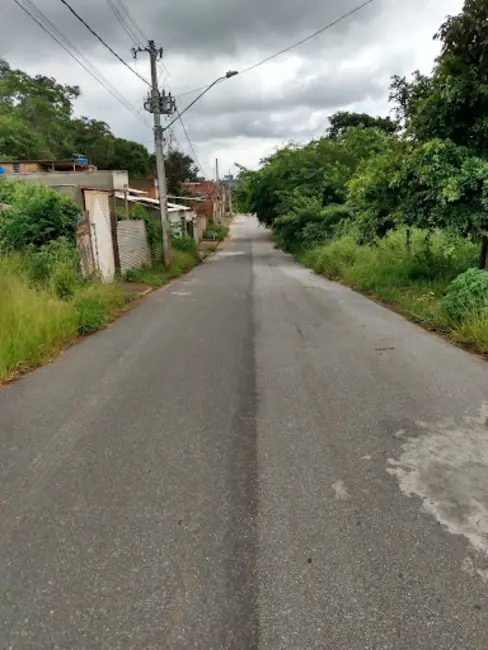 Foto 3 de Terreno / Lote à venda, 200m2 em Castanheira, Santa Luzia - MG