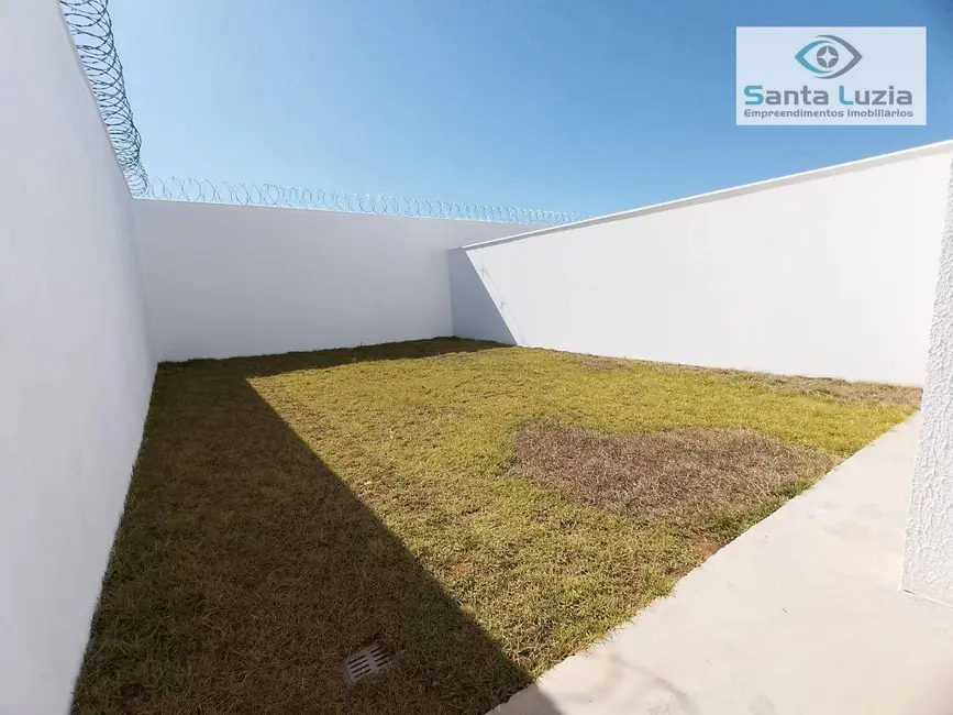 Foto 2 de Casa com 3 quartos à venda, 135m2 em Novo Centro, Santa Luzia - MG