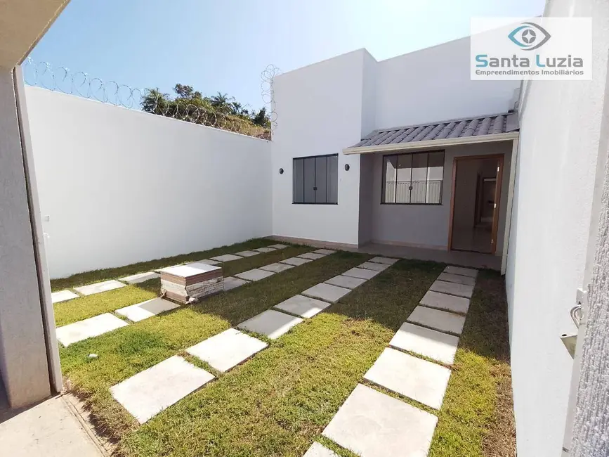 Foto 1 de Casa com 3 quartos à venda, 135m2 em Novo Centro, Santa Luzia - MG