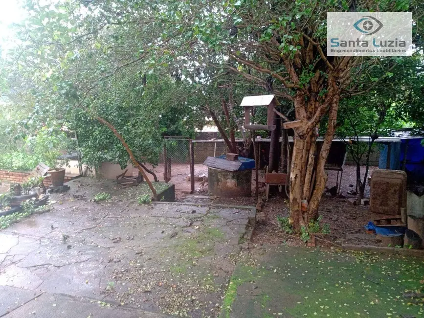 Foto 4 de Chácara com 4 quartos à venda, 1131m2 em Pinhões, Santa Luzia - MG