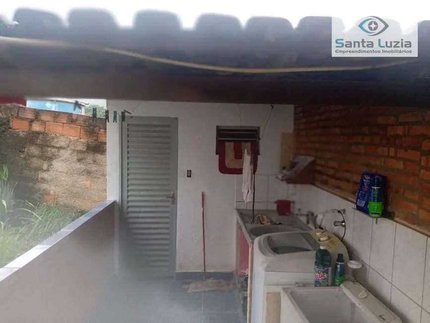 Foto 2 de Chácara com 4 quartos à venda, 1131m2 em Pinhões, Santa Luzia - MG