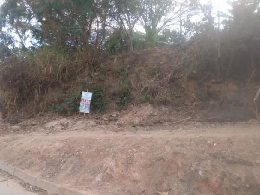 Foto 1 de Terreno / Lote à venda, 360m2 em Industrial Americano, Santa Luzia - MG