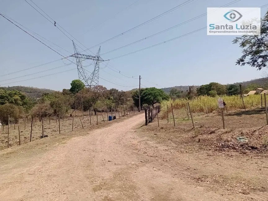 Foto 1 de Terreno / Lote à venda, 800m2 em Barreiro do Amaral, Santa Luzia - MG