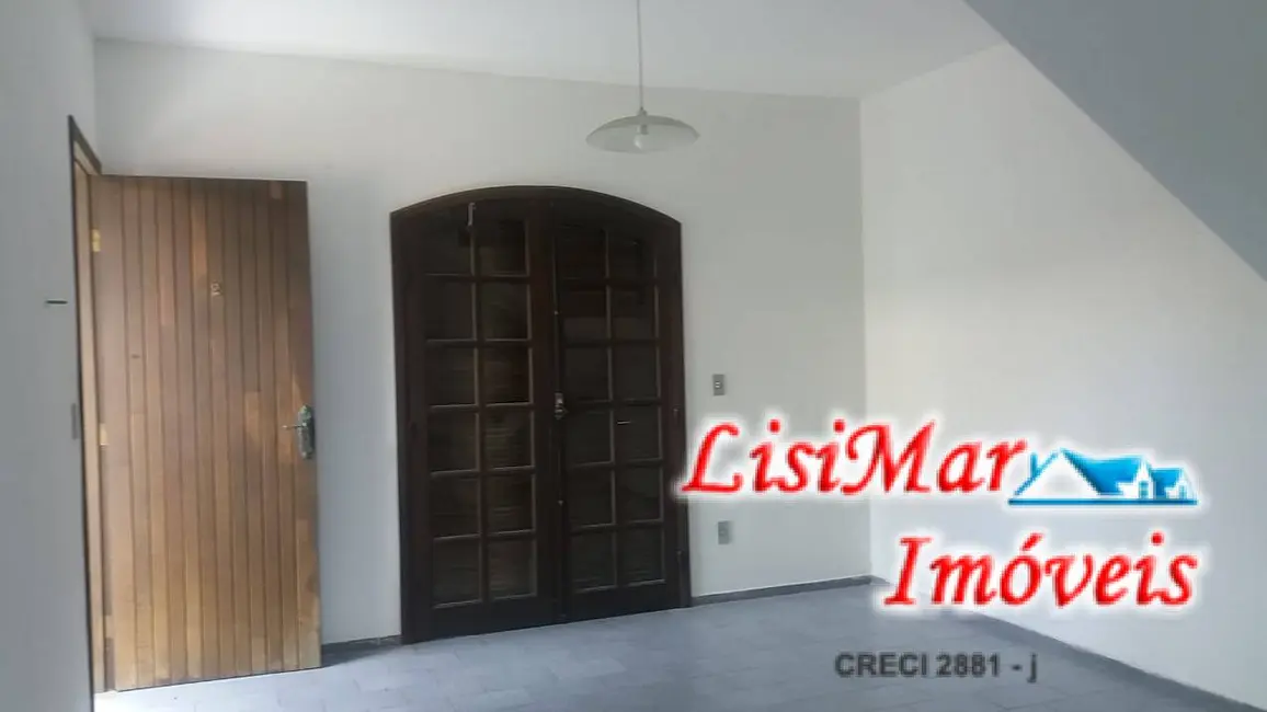 Foto 4 de Sobrado com 6 quartos à venda, 244m2 em Itapoa - SC