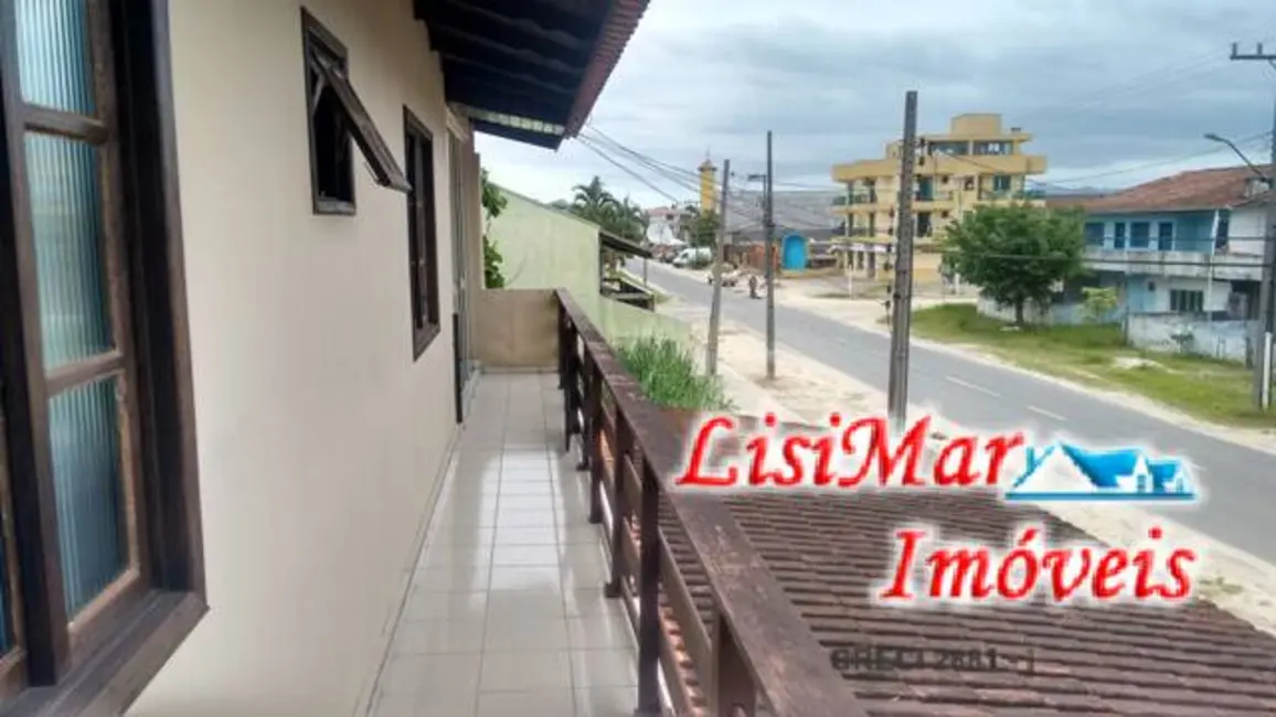 Foto 3 de Sobrado com 5 quartos à venda e para alugar, 360m2 em Itapema do Norte, Itapoa - SC