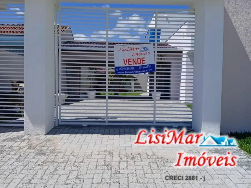 Foto 2 de Casa com 4 quartos à venda, 280m2 em Itapoa - SC