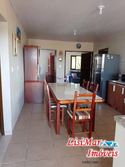 Foto 9 de Casa com 4 quartos à venda, 160m2 em Itapoa - SC