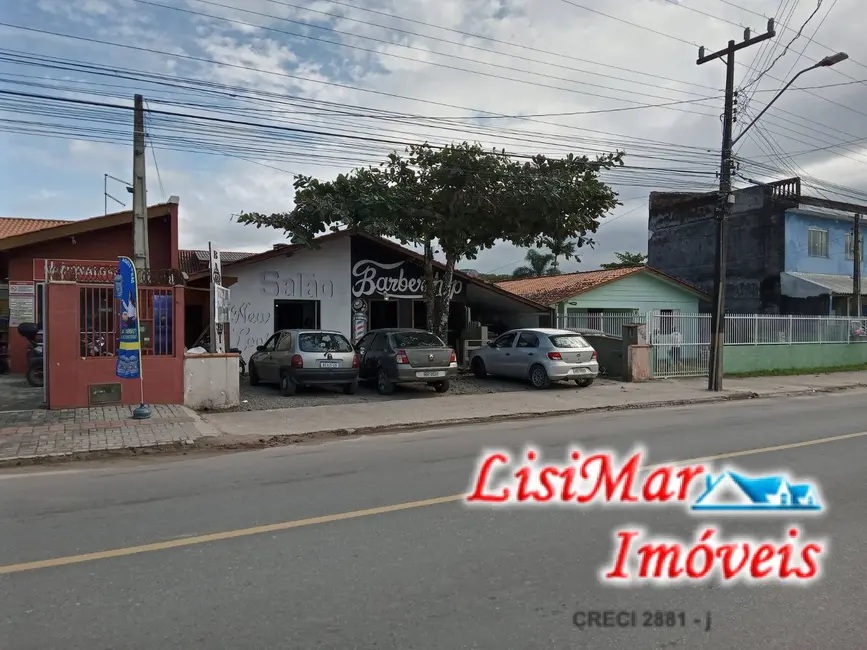 Foto 2 de Casa com 2 quartos à venda, 177m2 em Itapoa - SC