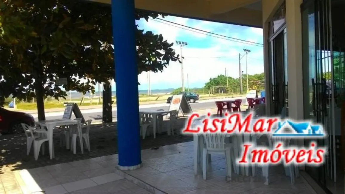 Foto 9 de Sobrado com 3 quartos à venda, 220m2 em Itapoa - SC