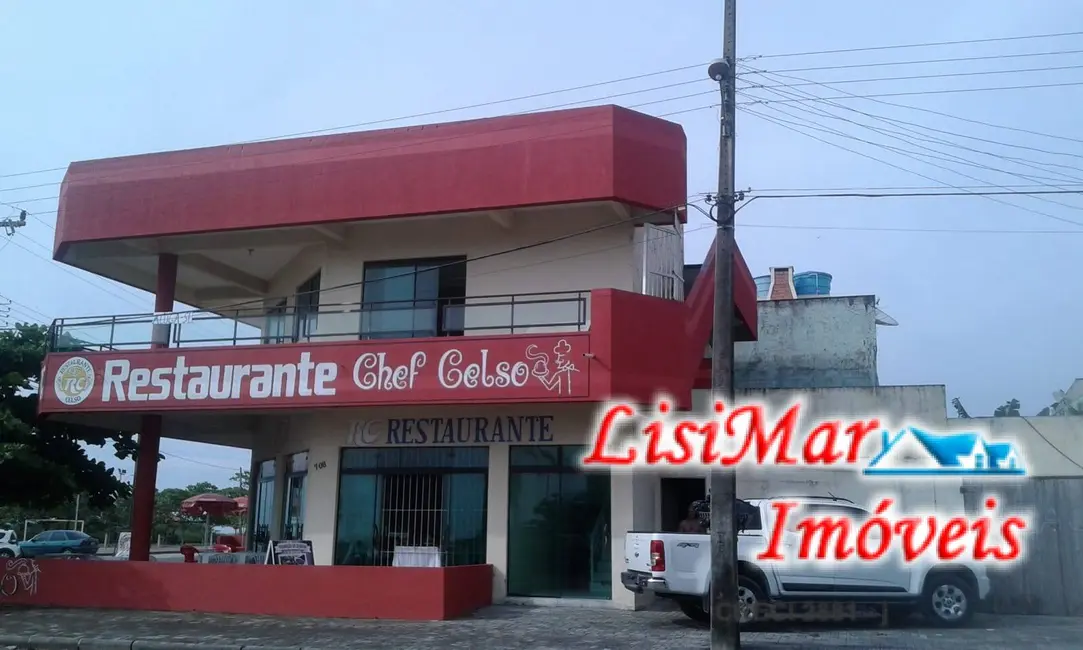 Foto 2 de Sobrado com 3 quartos à venda, 220m2 em Itapoa - SC