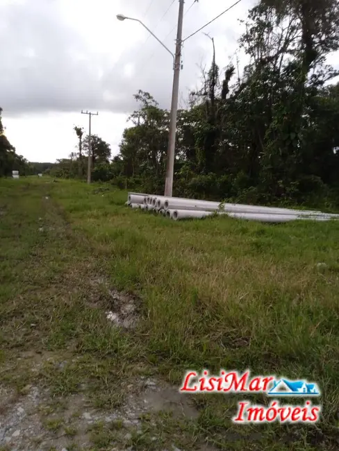 Foto 2 de Terreno / Lote à venda, 383m2 em Itapoa - SC