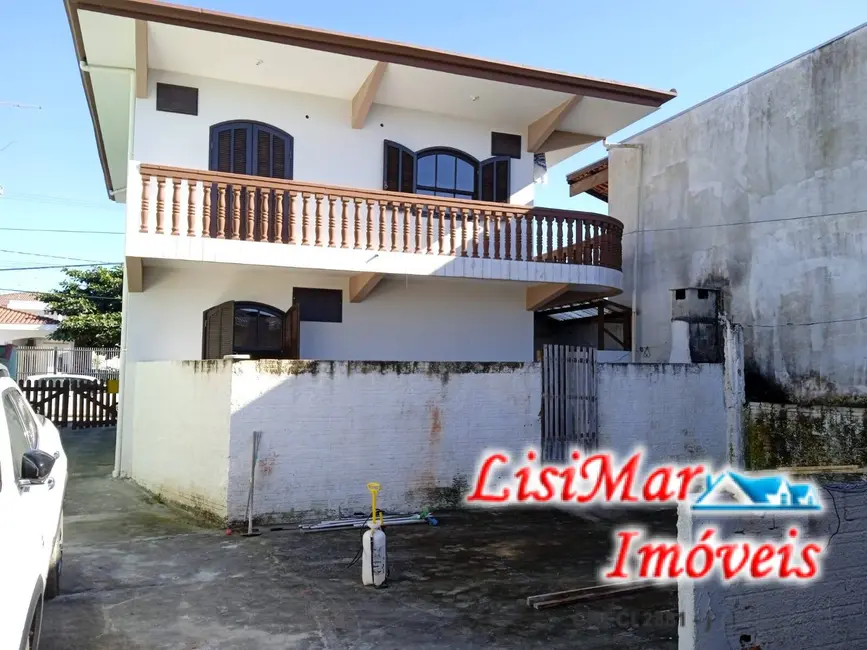 Foto 2 de Sobrado com 5 quartos à venda, 360m2 em Itapoa - SC
