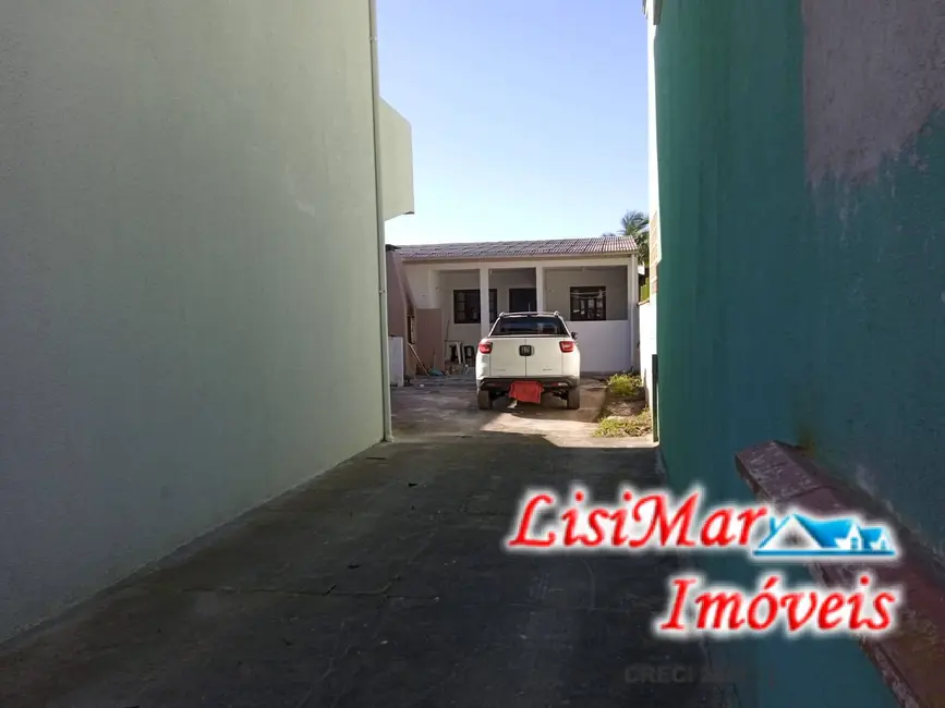 Foto 8 de Sobrado com 5 quartos à venda, 360m2 em Itapoa - SC