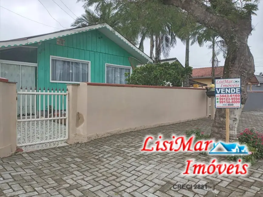 Foto 2 de Casa com 5 quartos à venda, 360m2 em Itapoa - SC