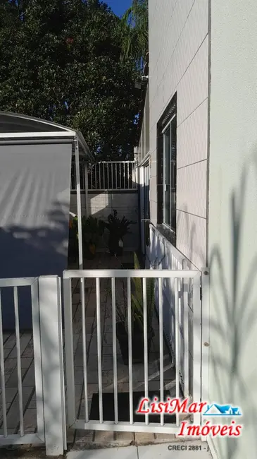 Foto 2 de Casa com 2 quartos à venda em Itapoa - SC