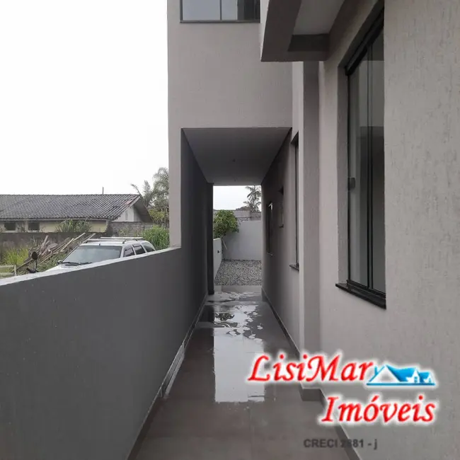 Foto 5 de Sobrado com 3 quartos à venda, 192m2 em Itapoa - SC