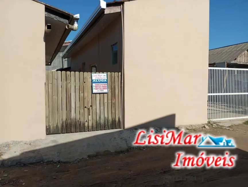 Foto 2 de Casa com 2 quartos para alugar em Itapoa - SC