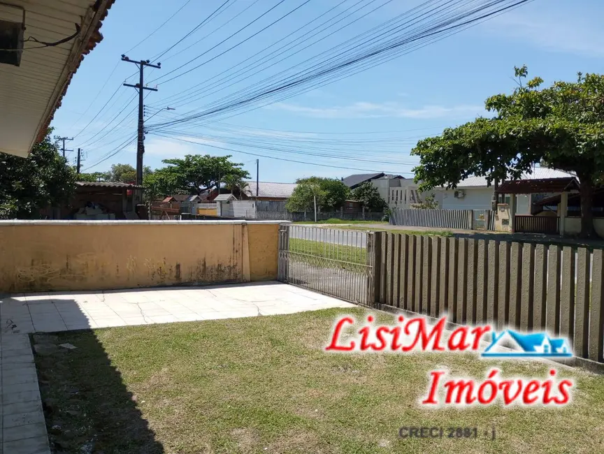 Foto 3 de Casa com 3 quartos à venda, 213m2 em Itapoa - SC