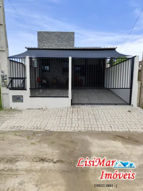 Foto 1 de Casa com 3 quartos à venda, 180m2 em Itapoa - SC