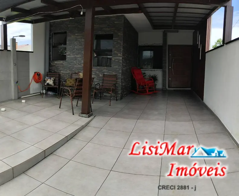 Foto 3 de Casa com 3 quartos à venda, 180m2 em Itapoa - SC