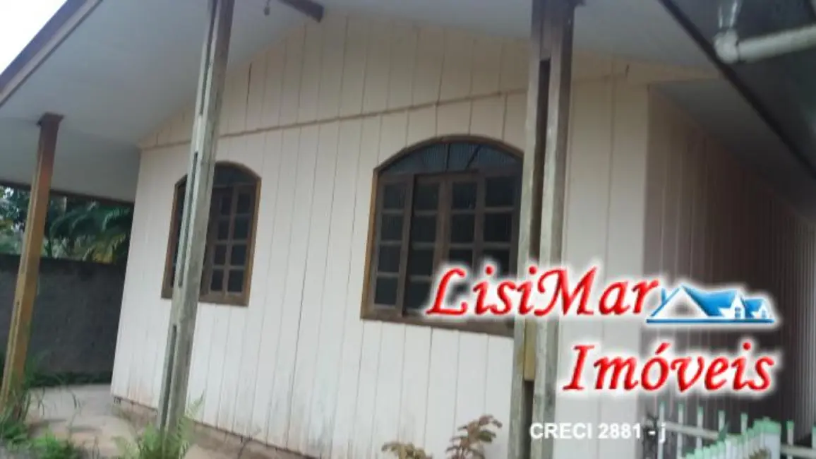 Foto 1 de Casa com 2 quartos para alugar, 144m2 em Itapoa - SC