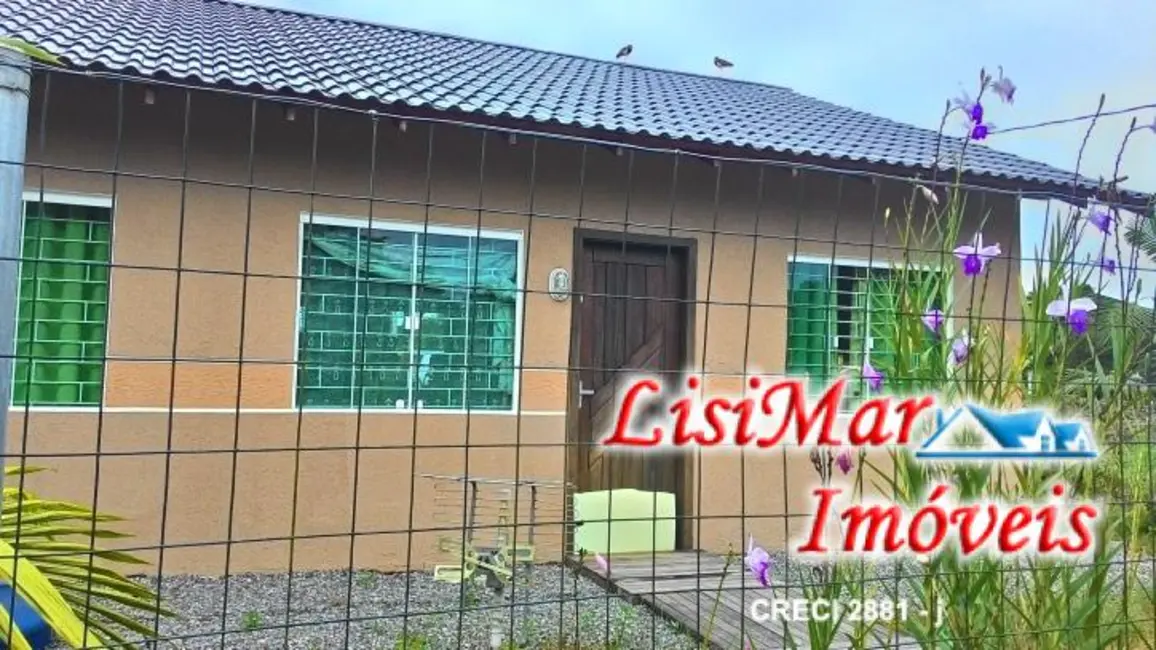 Foto 3 de Casa com 3 quartos à venda, 90m2 em Itapoa - SC