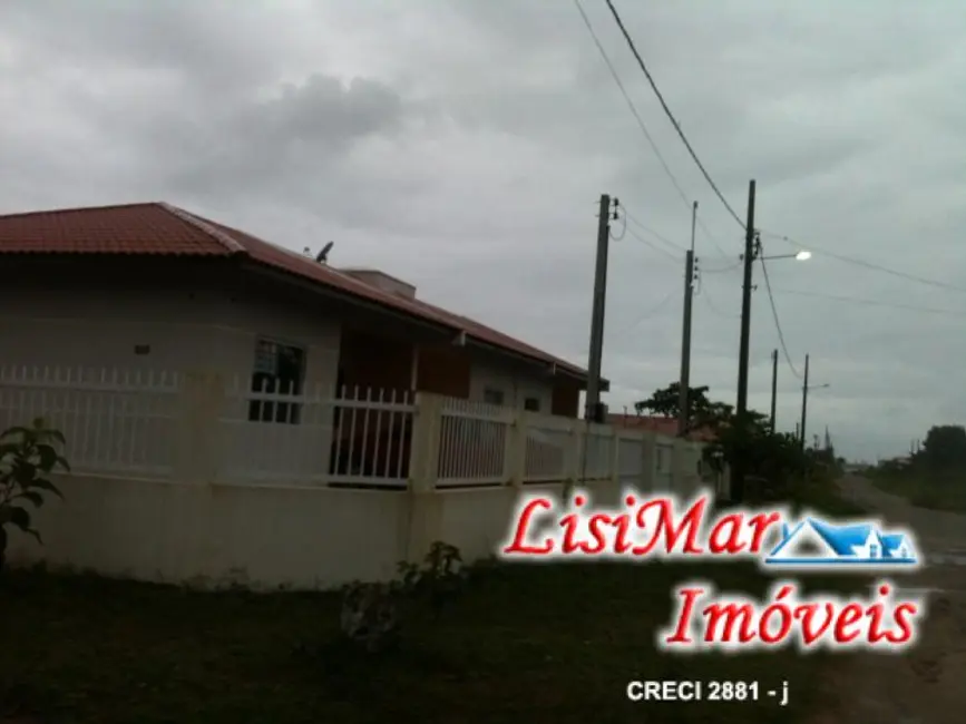 Foto 3 de Casa com 2 quartos à venda, 60m2 em Itapoa - SC