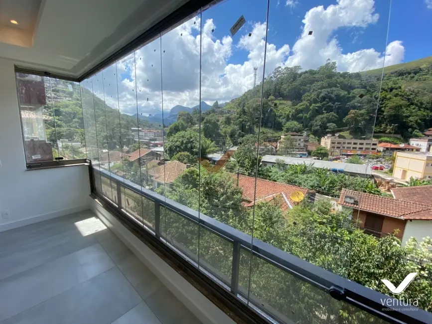 Foto 3 de Apartamento com 3 quartos à venda, 127m2 em Retiro, Petropolis - RJ