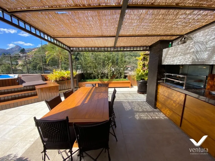 Apartamento com 4 quartos à venda, 400m2 em Retiro, Petropolis - RJ - imagem 8 Foto 8 de Apartamento com 4 quartos à venda, 400m2 em Retiro, Petropolis - RJ