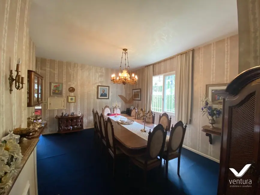 Casa com 4 quartos à venda, 520m2 em Bingen, Petropolis - RJ - imagem 6 Foto 6 de Casa com 4 quartos à venda, 520m2 em Bingen, Petropolis - RJ