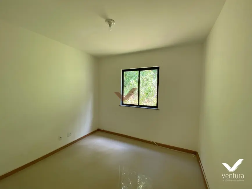 Foto 6 de Apartamento com 3 quartos à venda, 77m2 em Samambaia, Petropolis - RJ