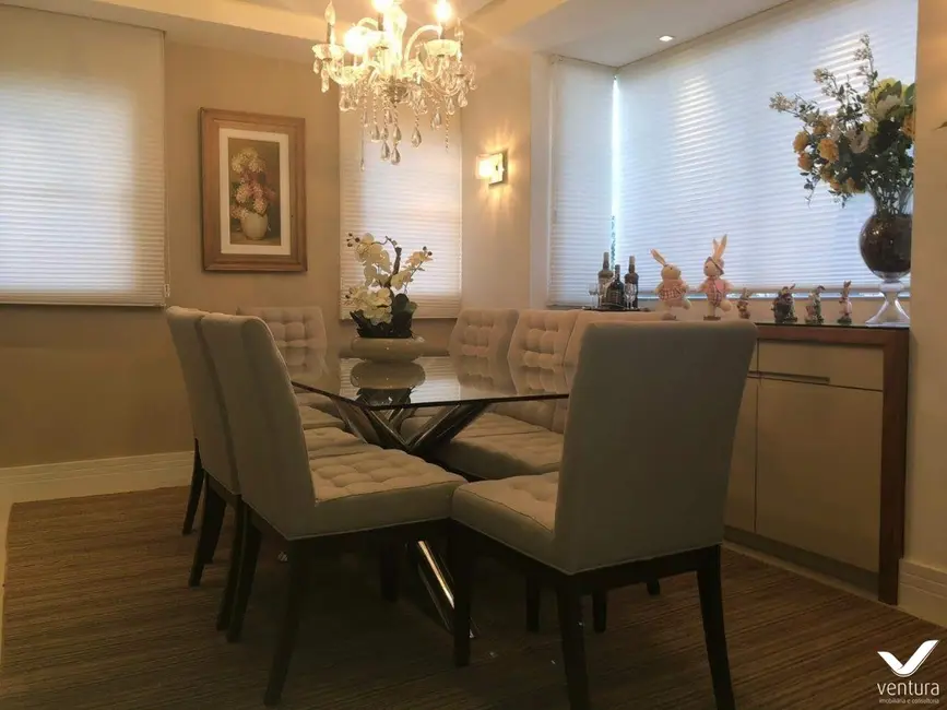 Foto 7 de Casa de Condomínio com 5 quartos à venda, 400m2 em Mosela, Petropolis - RJ