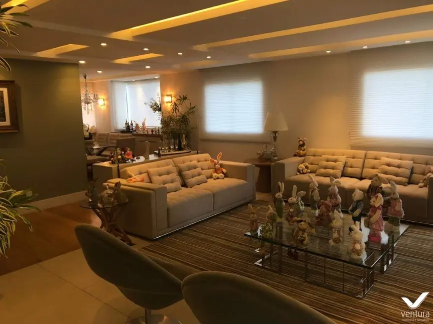 Foto 5 de Casa de Condomínio com 5 quartos à venda, 400m2 em Mosela, Petropolis - RJ