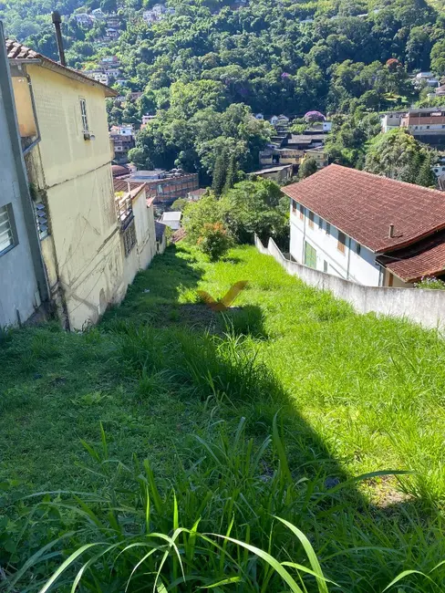 Terreno / Lote à venda, 737m2 em Estrada da Saudade, Petropolis - RJ - imagem 3 Foto 3 de Terreno / Lote à venda, 737m2 em Estrada da Saudade, Petropolis - RJ